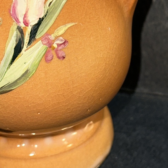 Vtg Royal Copley Tannish Ceramic Vase With Gold Trim & Double Handles 6.5” Tall - Picture 3 of 5